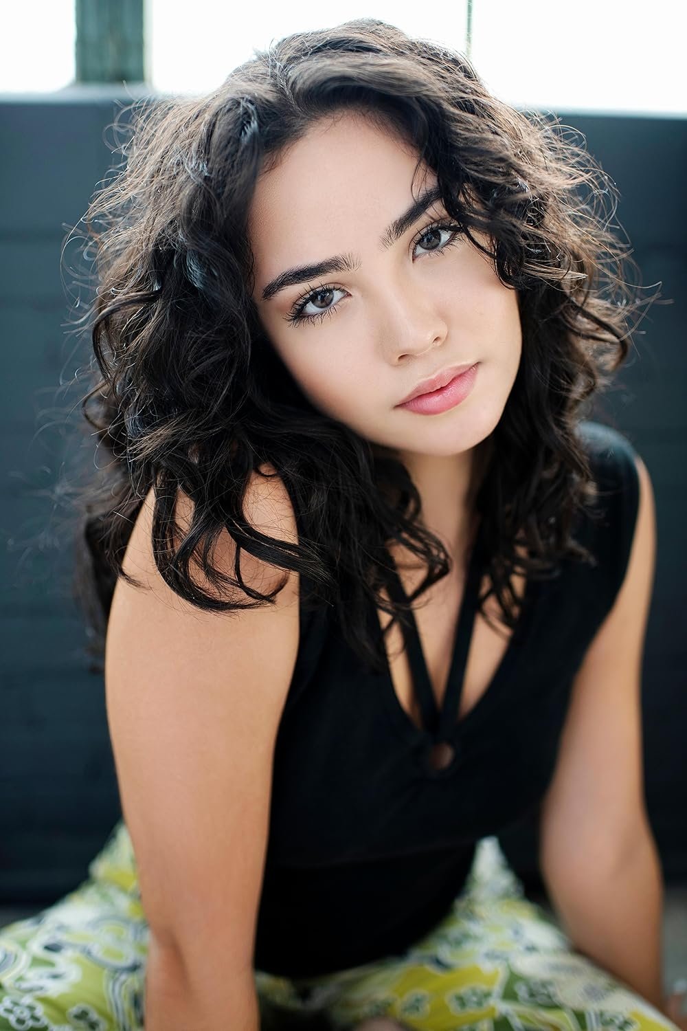 Mariana Garzón Toro backdrop