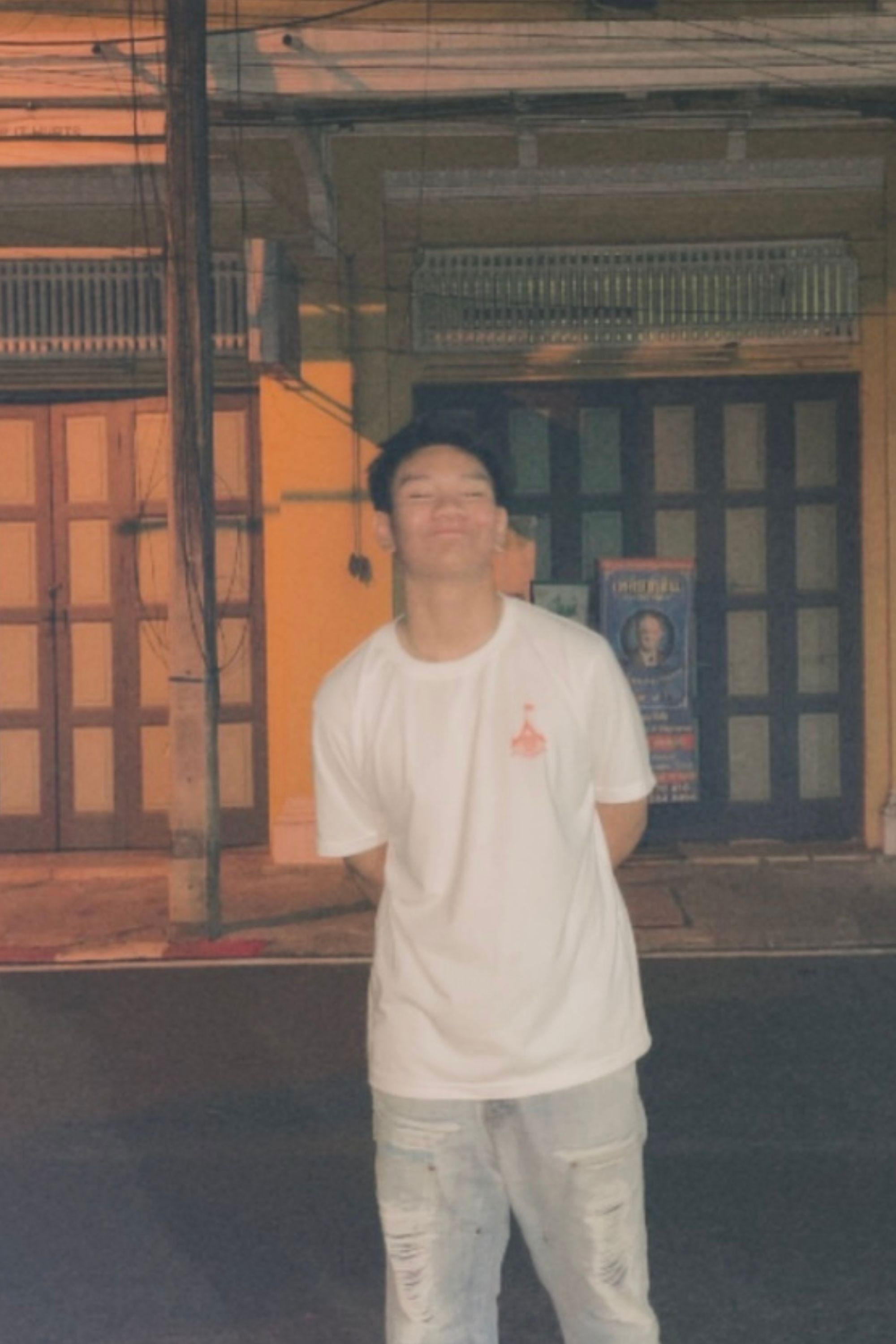 Techin Anusri backdrop