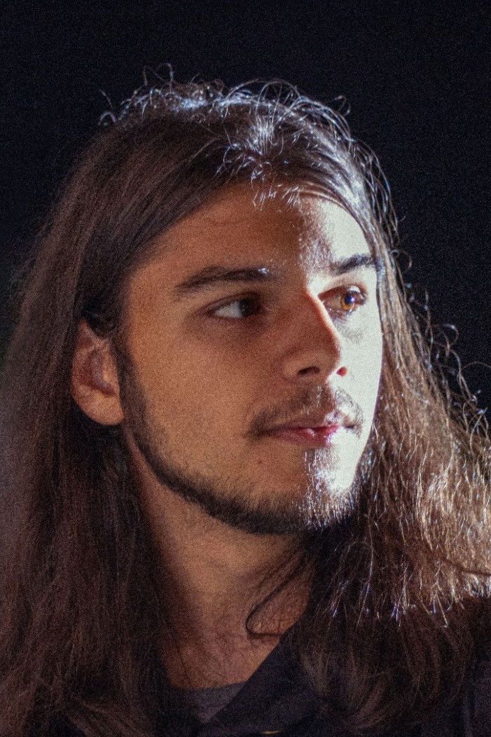 Tiago 'Guinhos' backdrop