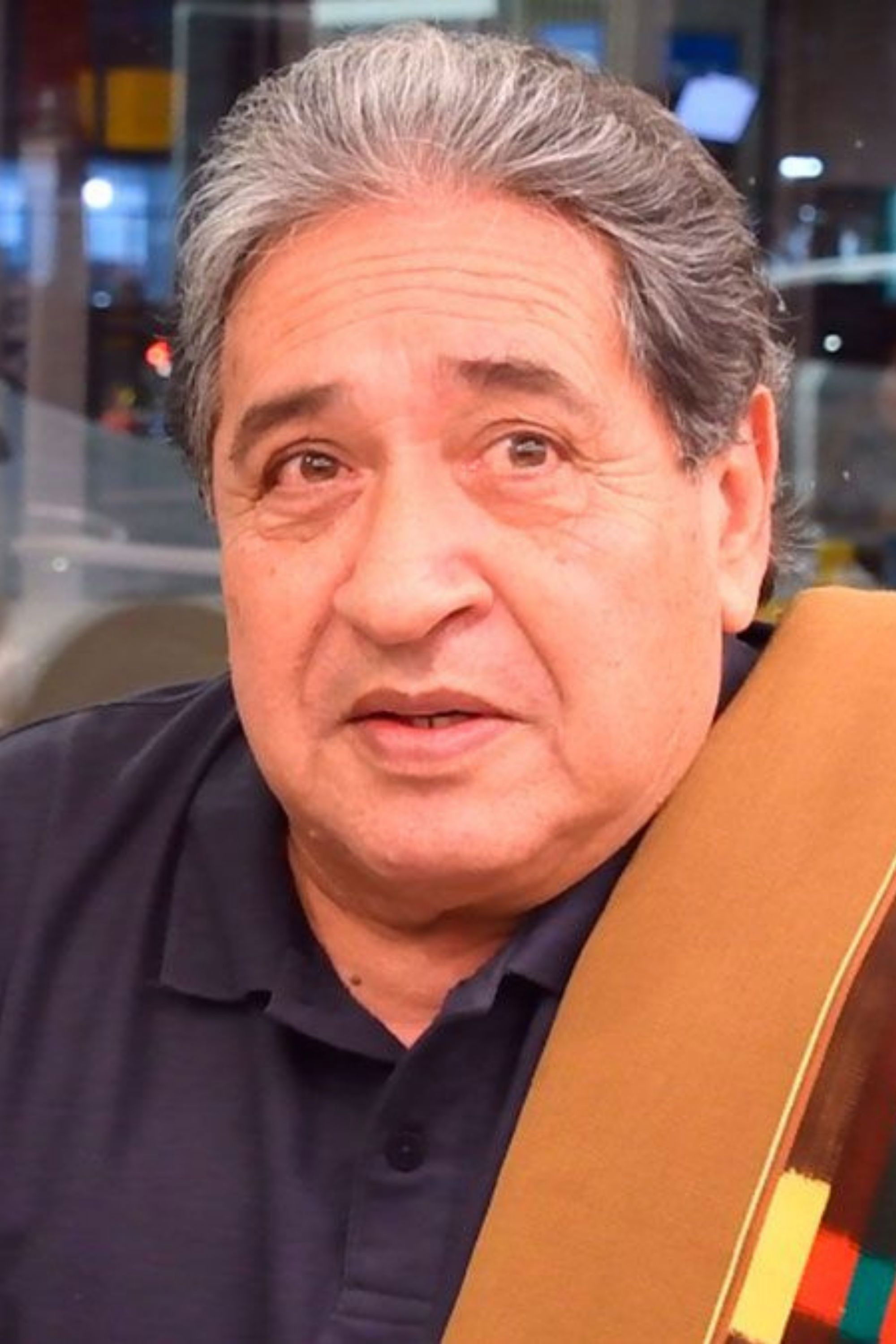 Alfredo Toledo backdrop