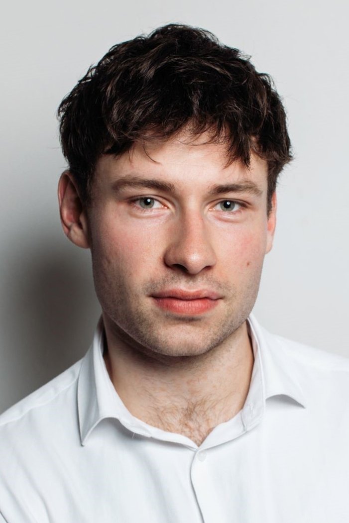 Hubert Ludwig backdrop