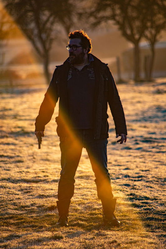 Benjamin Delalot backdrop