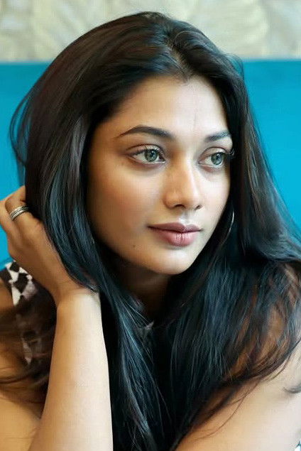 Suganya Shanmugam backdrop