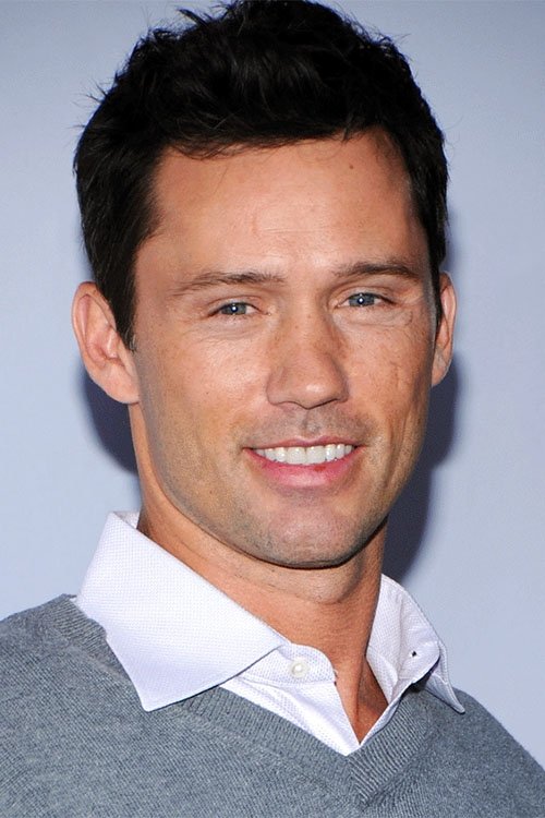 Jeffrey Donovan backdrop