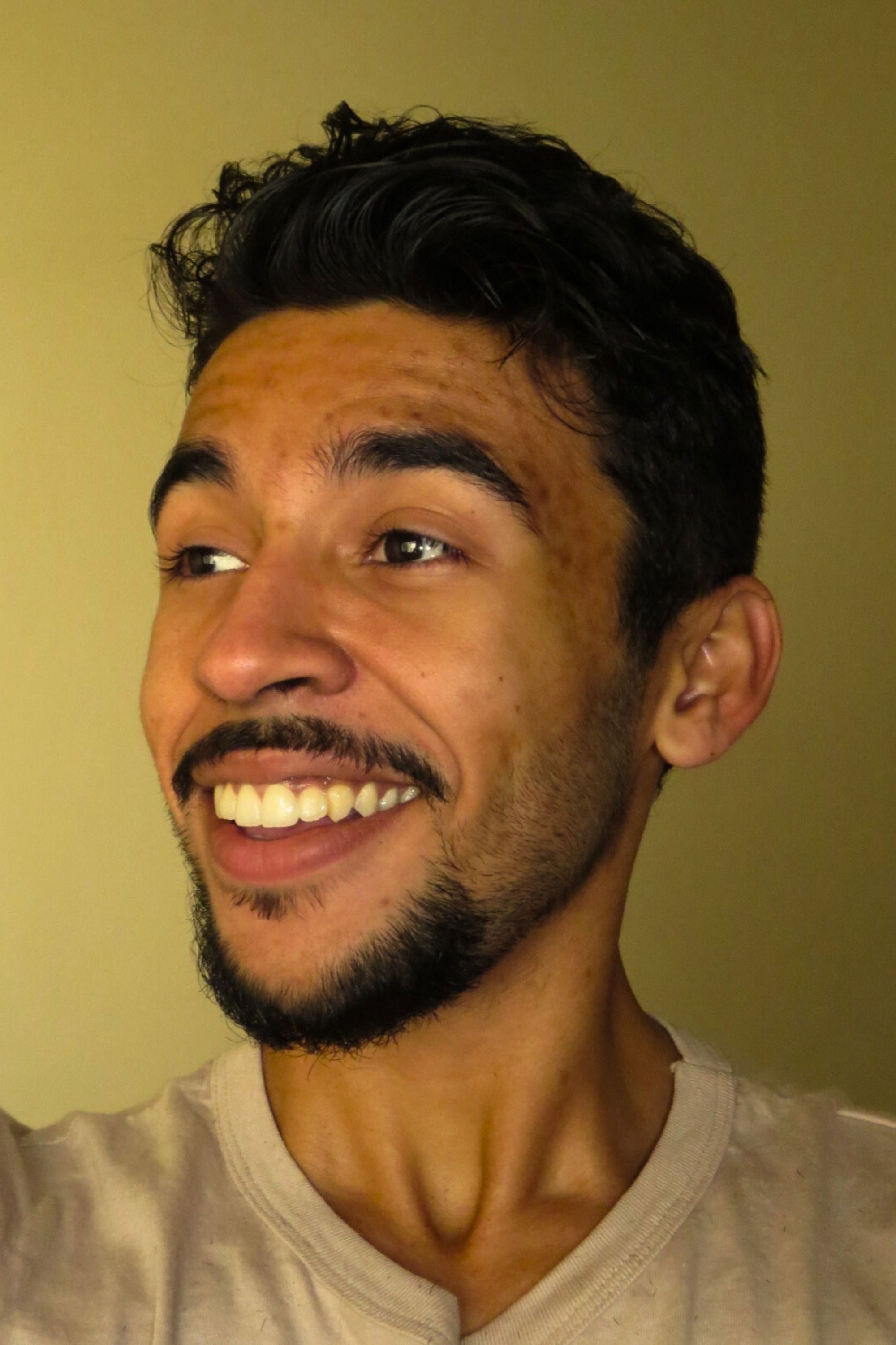 Luiz Vieira backdrop