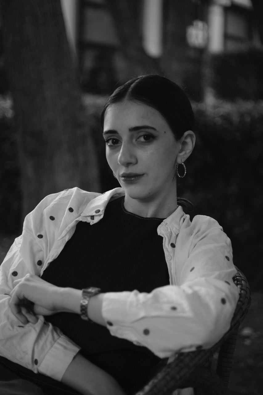 Rena Akhmed backdrop