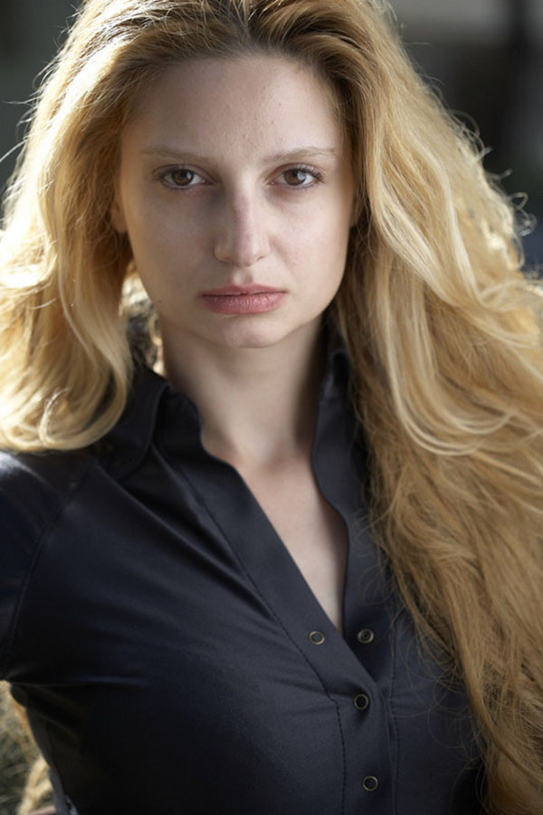 Silvia Dragieva backdrop