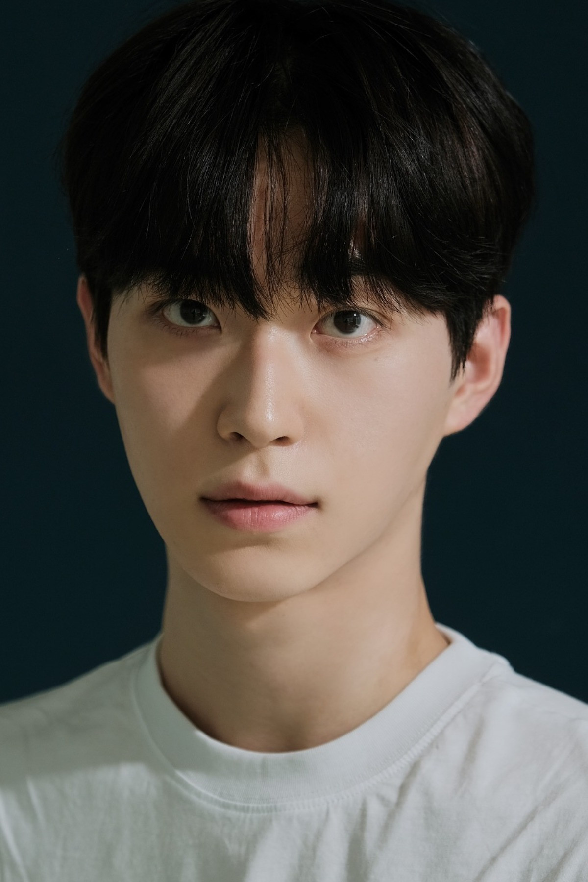 Lee Jae-hyeop backdrop