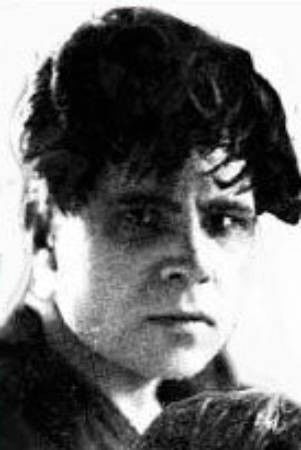 Aleksandr Dolinin backdrop