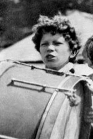 Lyonya Ivanov backdrop