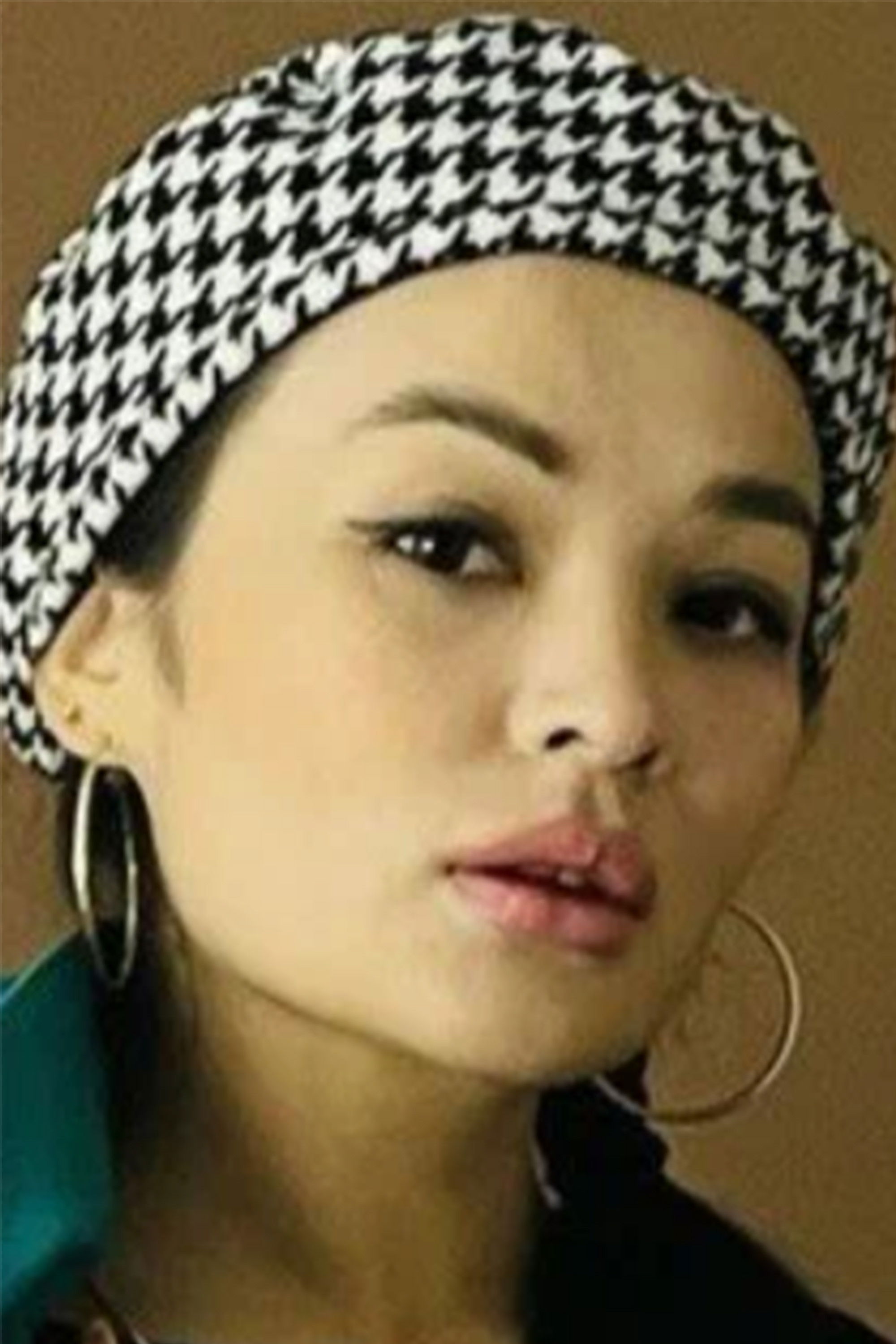 Sarah Kabdrashitova backdrop