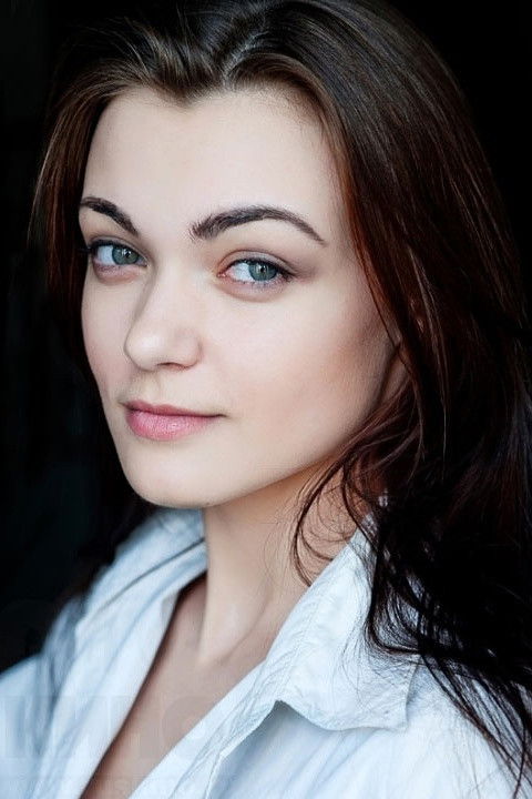 Kseniya Zutikova backdrop