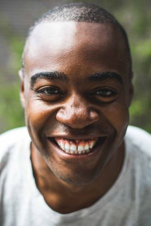 Miguel Francisco backdrop