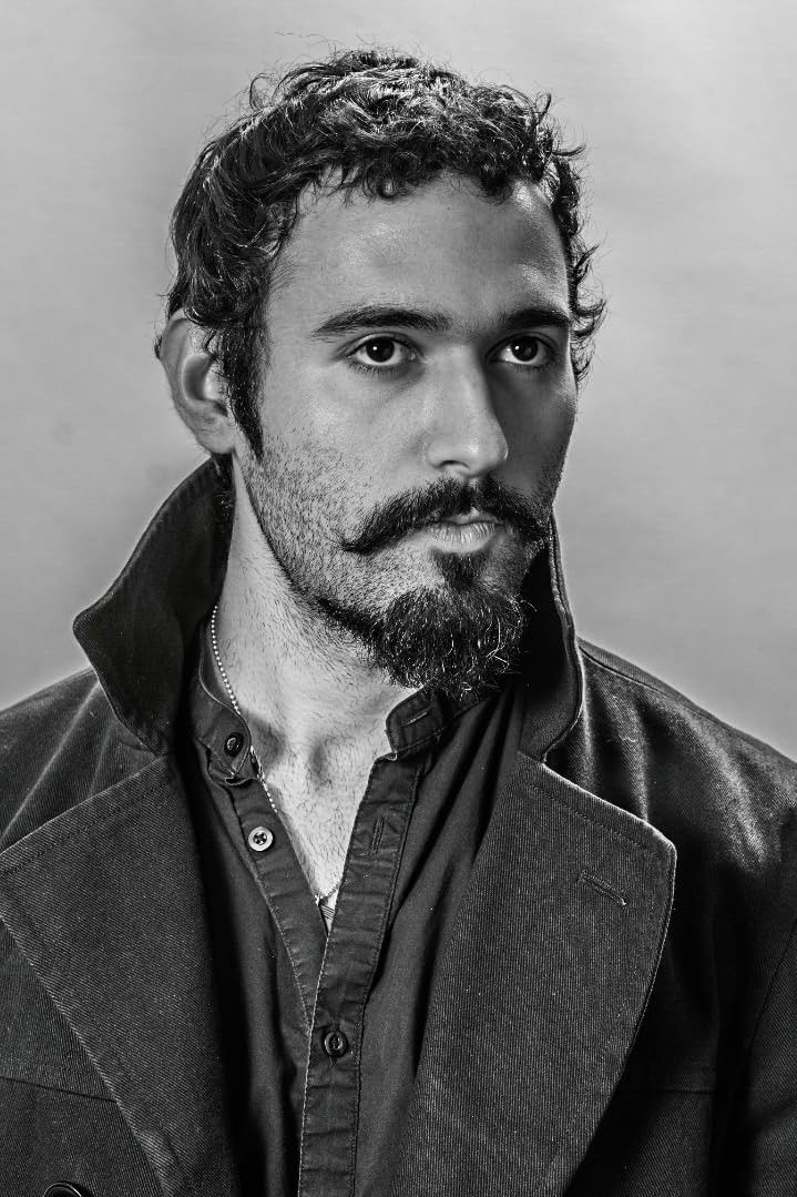 Keon Hedayati backdrop