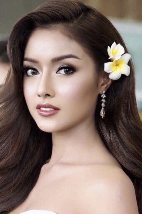 Vranut Kowintasud backdrop