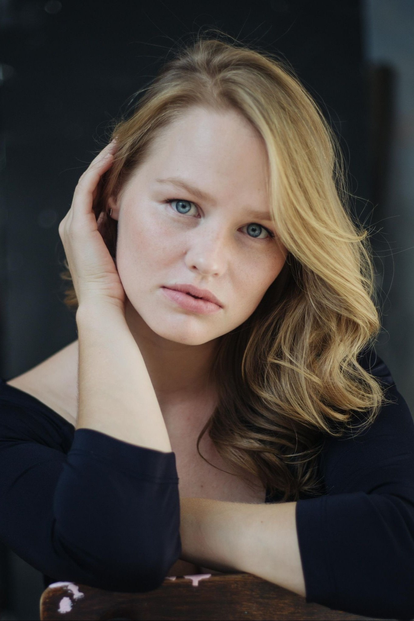 Anastasiya Ostreinova backdrop