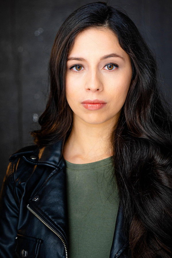 Sunami Rodríguez backdrop