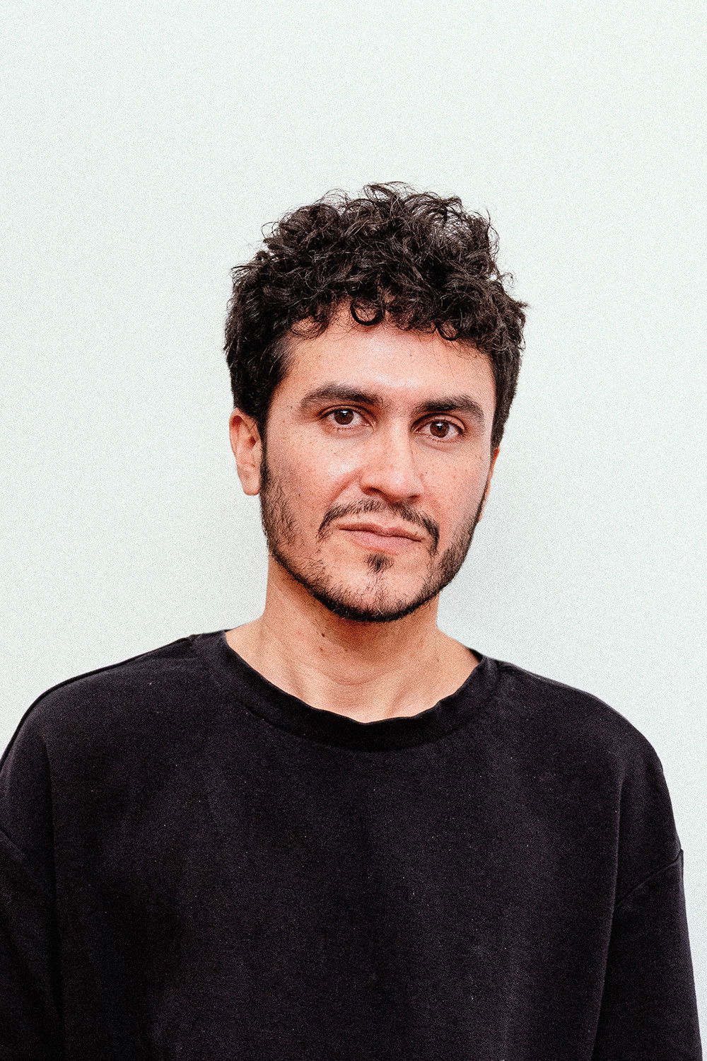 Boloh Miranda backdrop