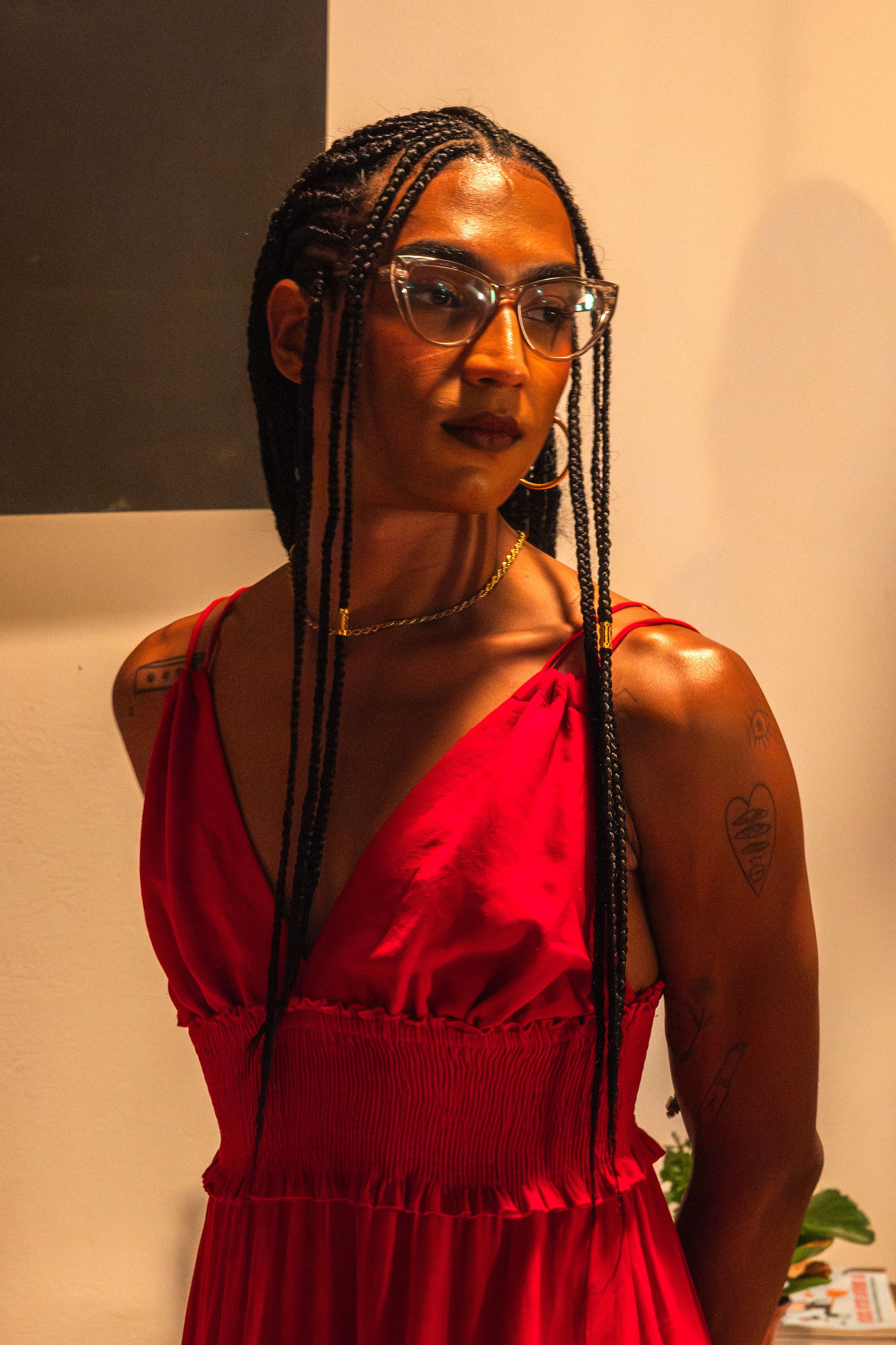 Alice Anayumi backdrop