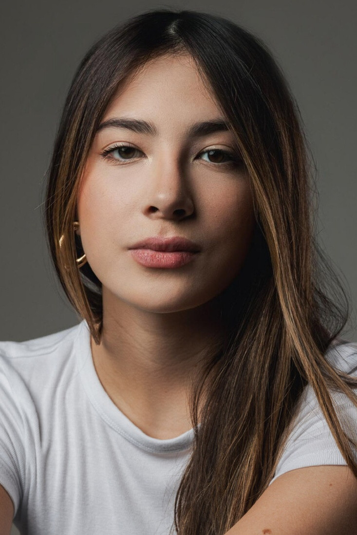 Isabella Faile backdrop