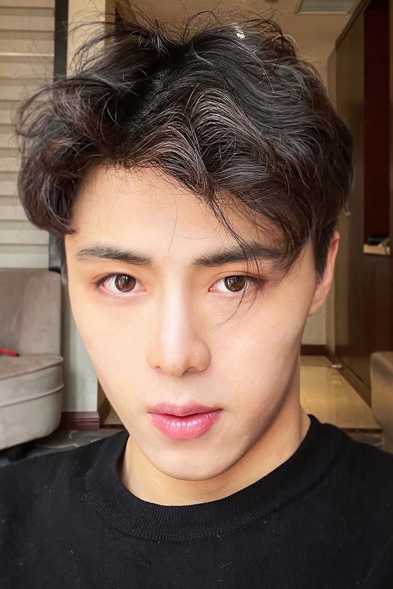 Yang Hanyao backdrop