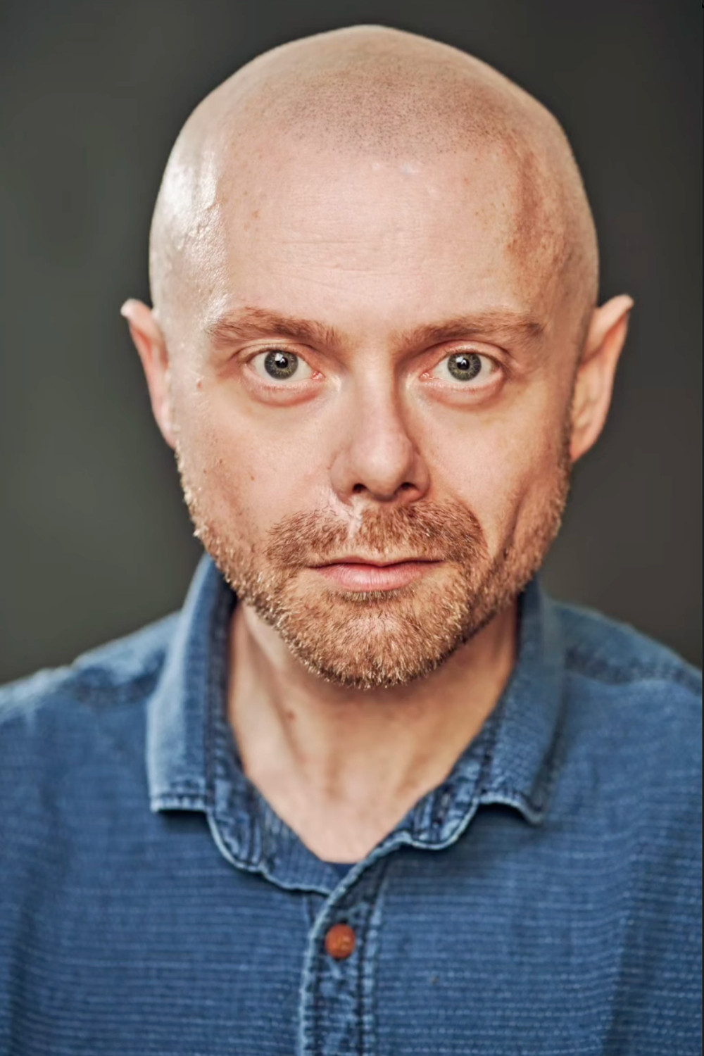 Liam Edwards backdrop