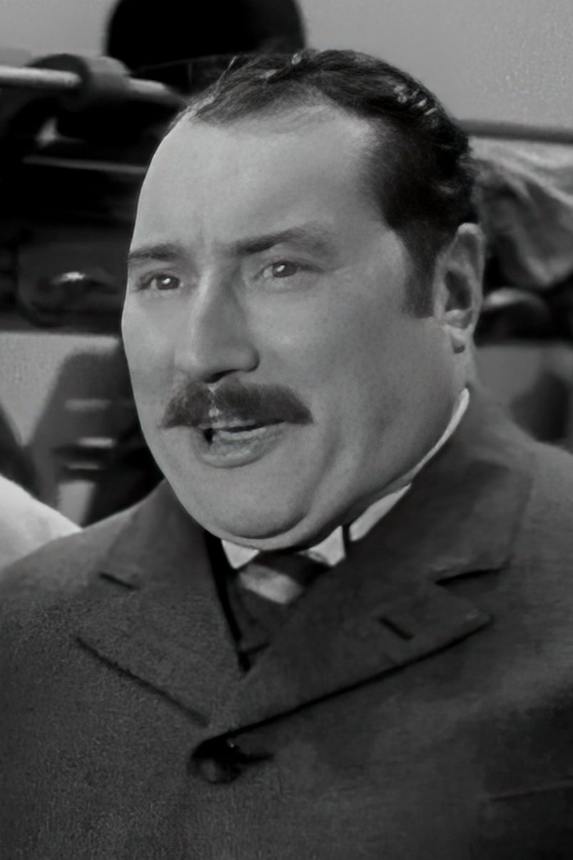 Pierre Alcover backdrop