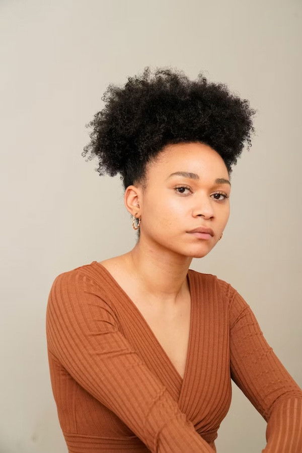 Selena Diouf backdrop