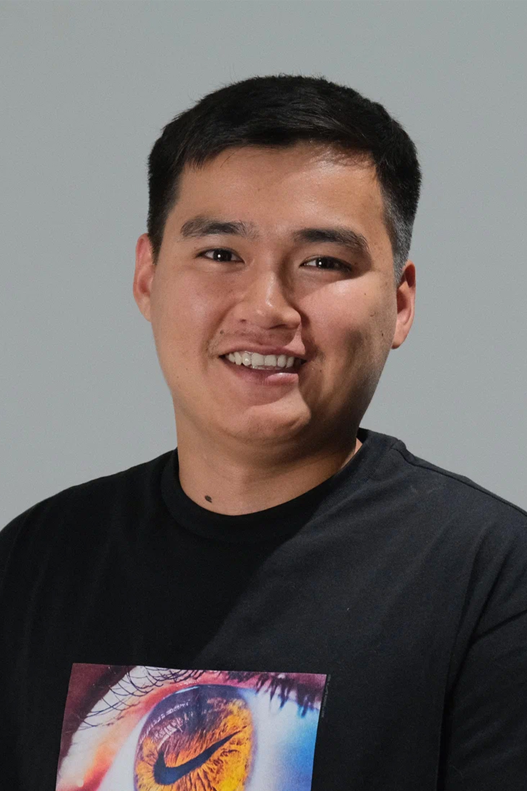 Sharip Sayan backdrop