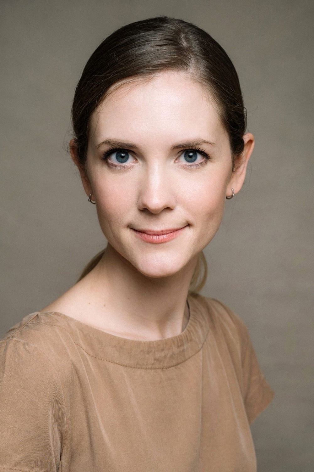 Yulia Konukhova backdrop