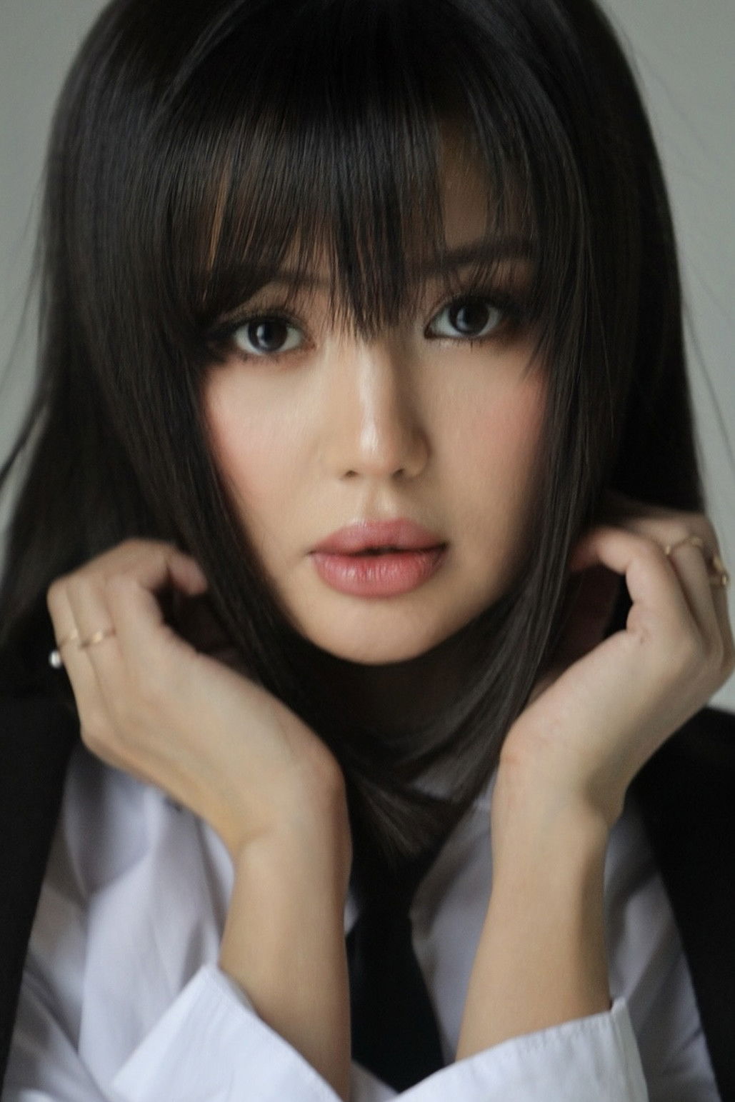 Sitora Alimjanova backdrop