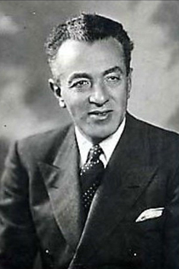 Mohamed El Tabei backdrop