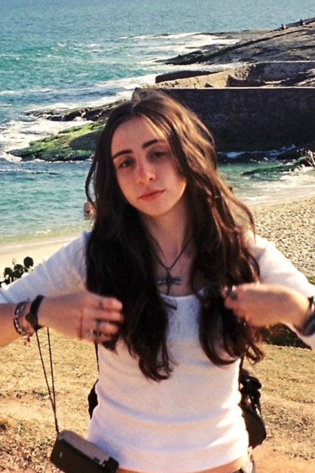 Clara Guedes backdrop