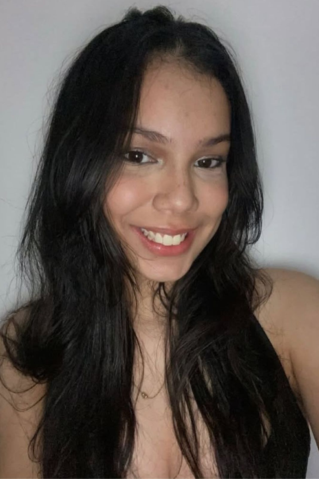 Luana Carriles backdrop