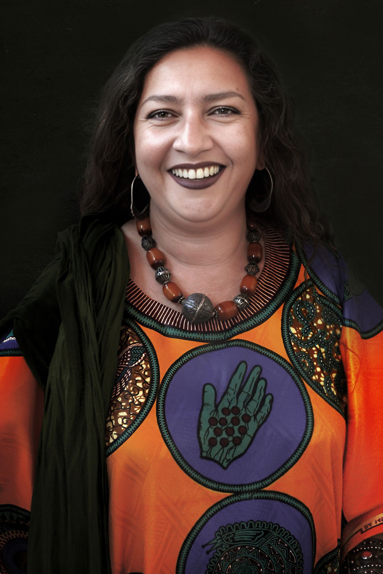 Yasmine Terki backdrop