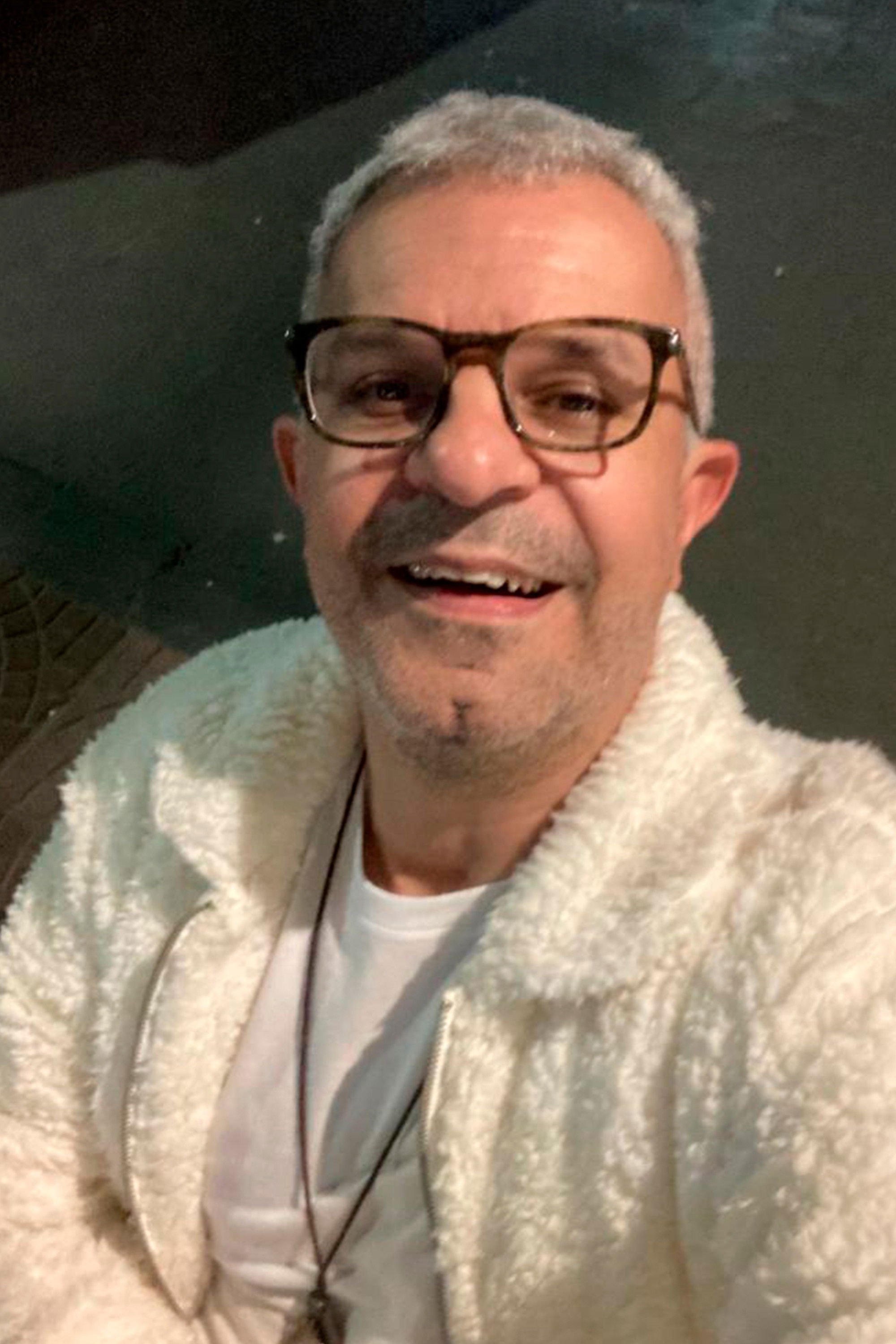 Márcio Rodrigo Ribeiro backdrop