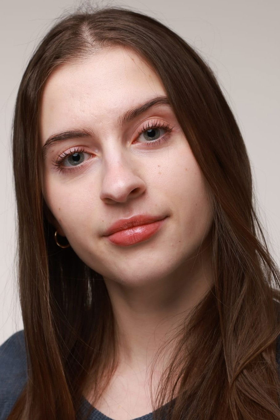 Delia Istoc backdrop