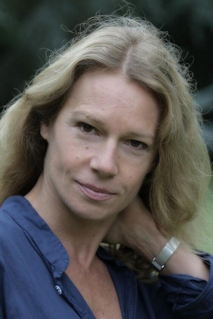 Sophie Simon backdrop