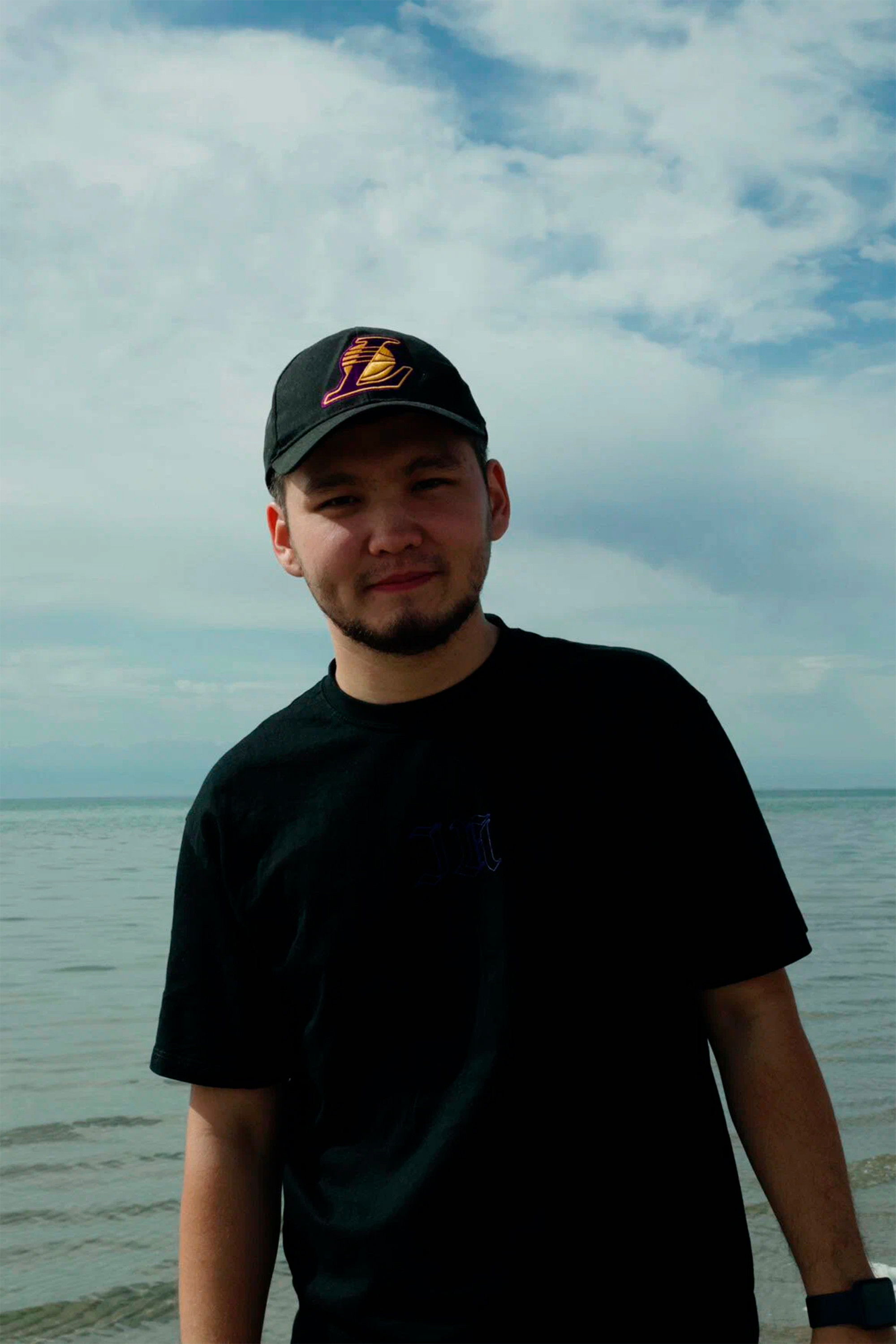 Askhat Toktarkhanov backdrop