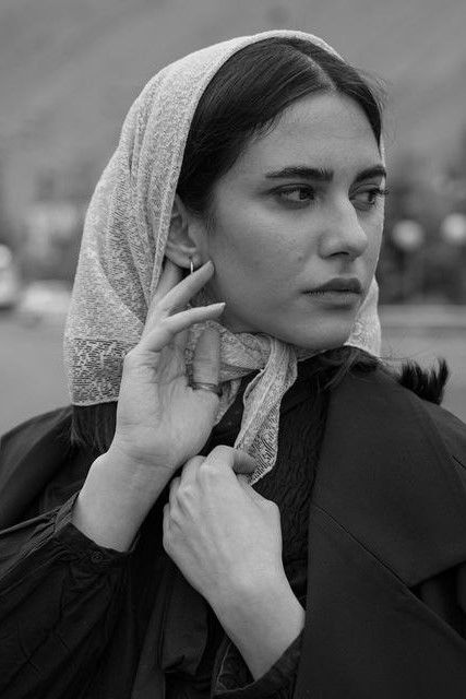 Negin Sadreazamy backdrop