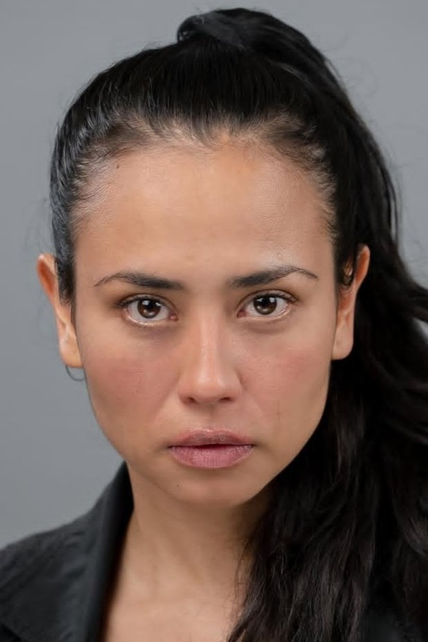 Daniela Momo backdrop