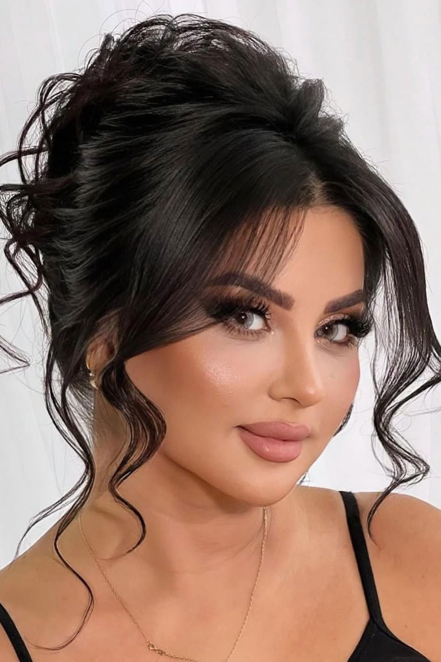 Khayala Guliyeva backdrop