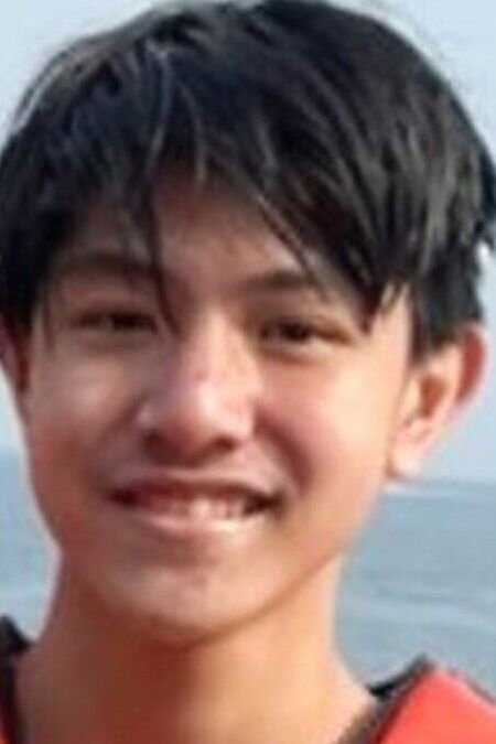 Pakpinya Mahayotpunya backdrop