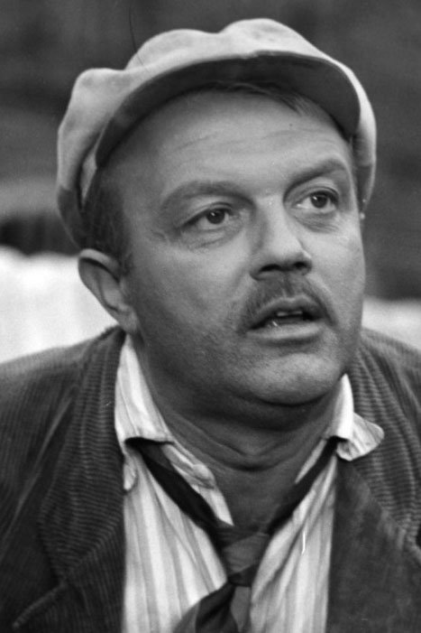 Eliasz Kuziemski backdrop