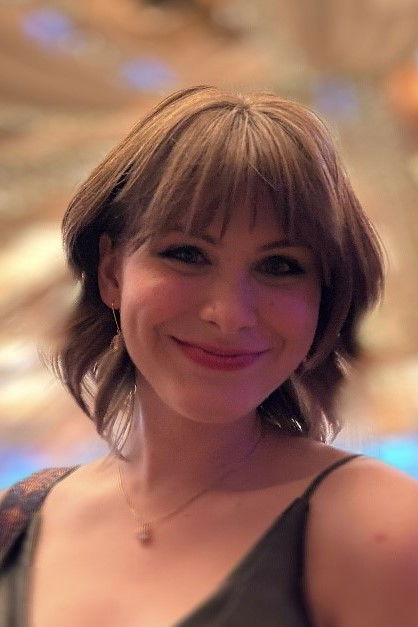 Alyssa Hooper backdrop