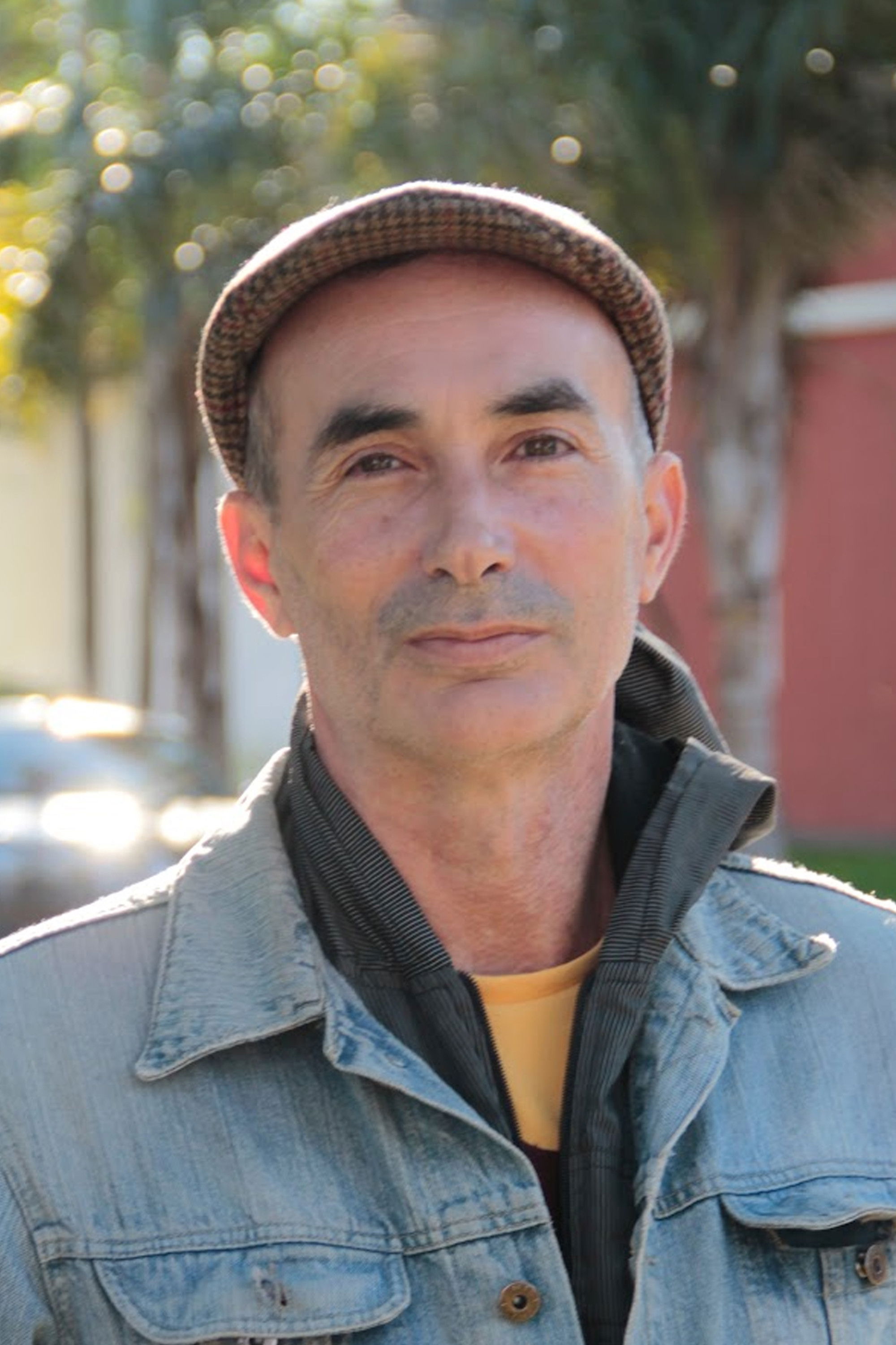 César Vitali backdrop