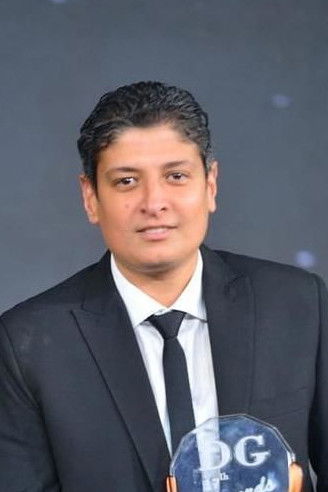 Fathy Ismail backdrop