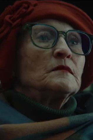 Marina Bauer backdrop