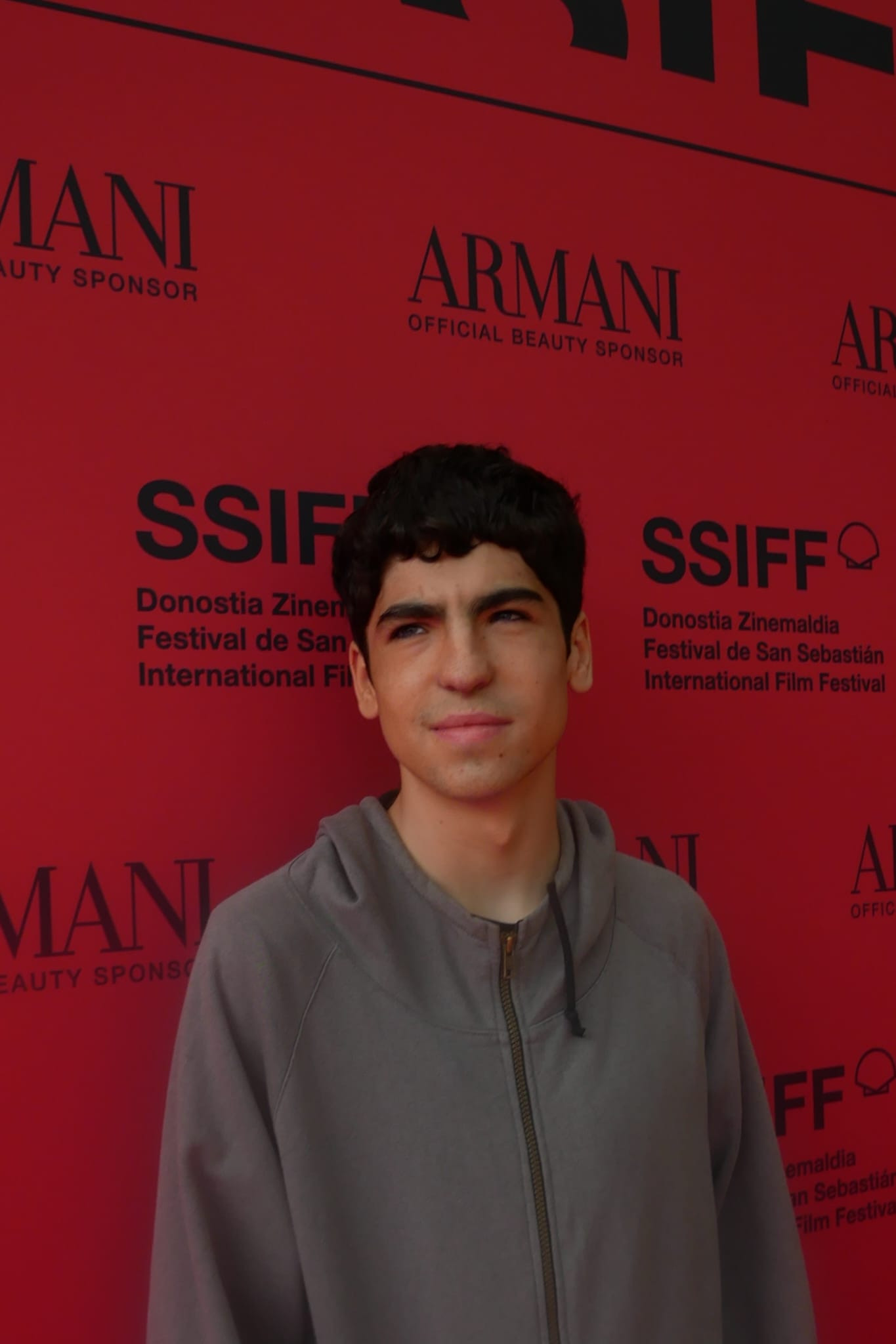 Oihan Olano backdrop