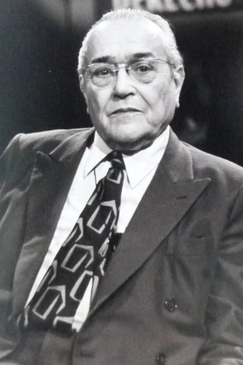 Ricardo Balbín backdrop